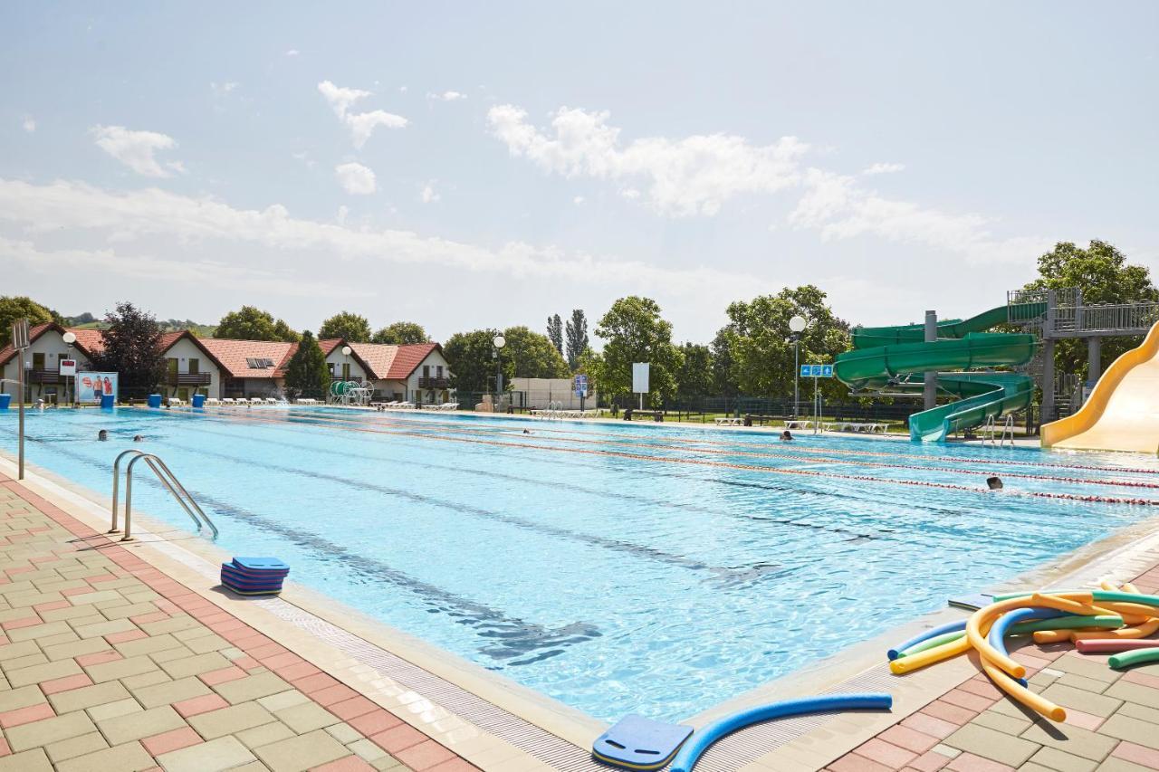 Thermal Resort Hotel 렌다바 외부 사진
