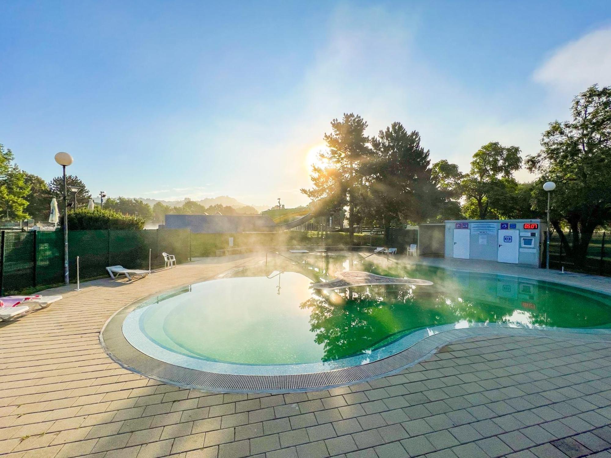 Thermal Resort Hotel 렌다바 외부 사진