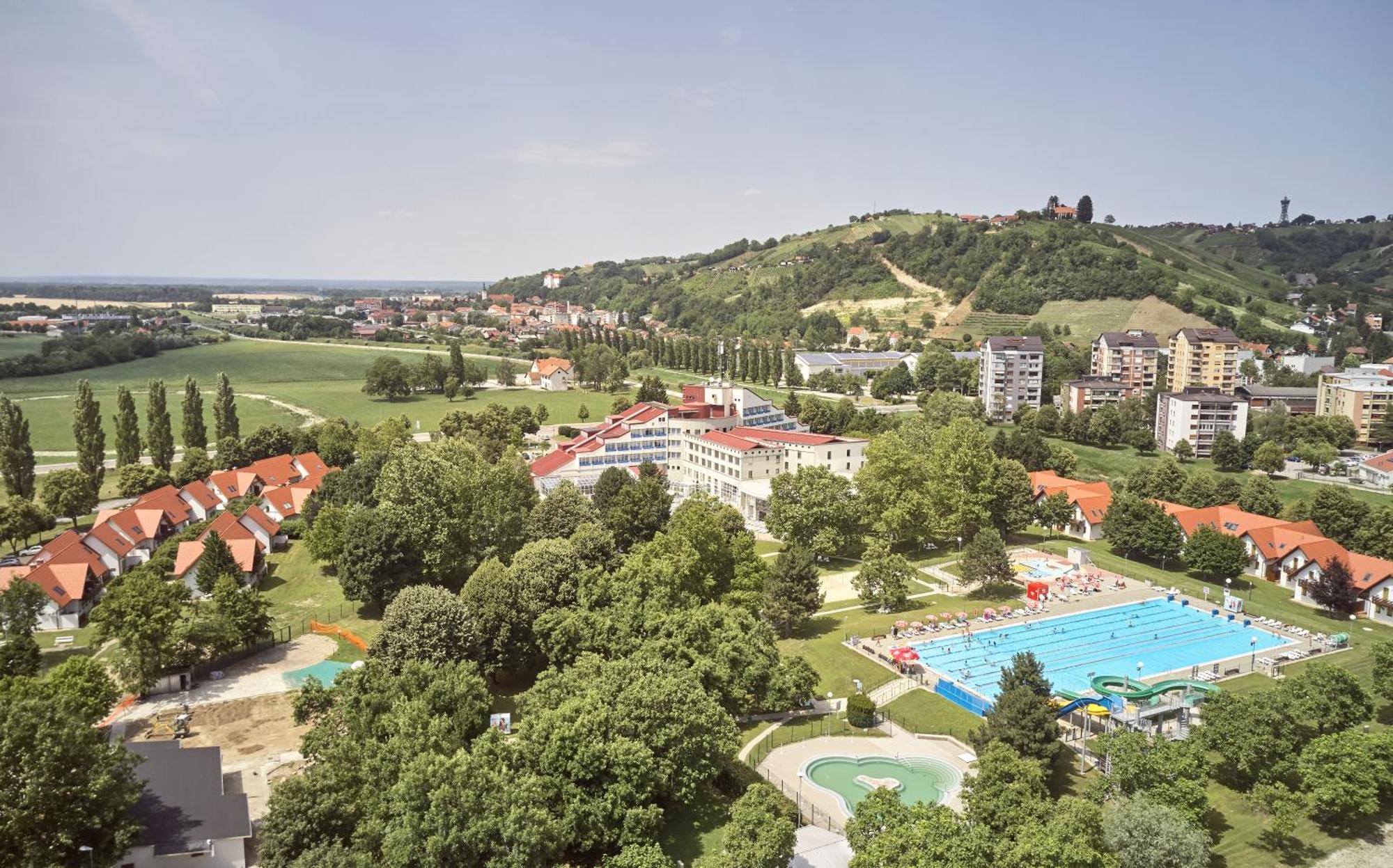Thermal Resort Hotel 렌다바 외부 사진